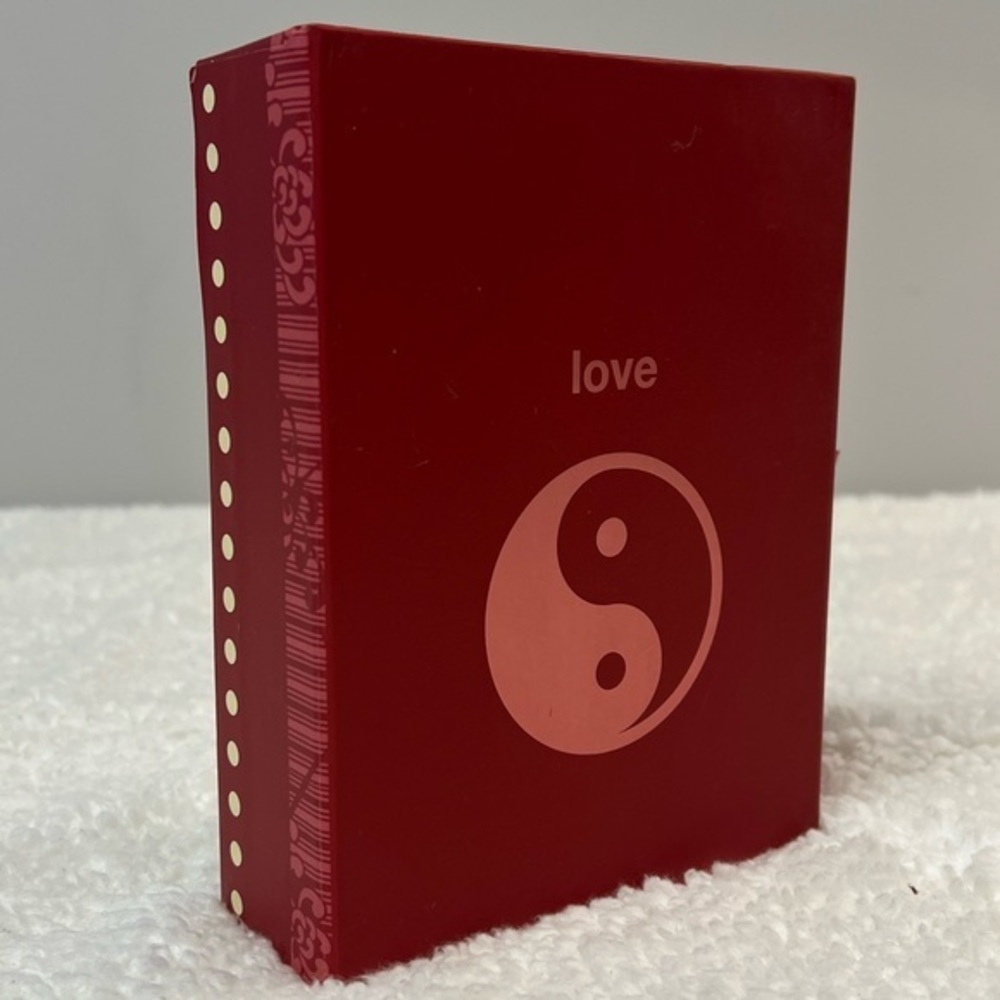 MQ Publications "LOVE" Quality Boxed Notecards with Envelopes